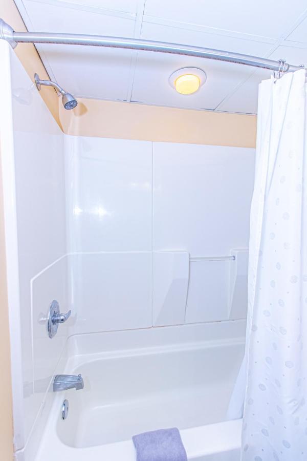 Modern Oceanfront King Suite Sand Dunes 2834 Миртл-Бич Экстерьер фото